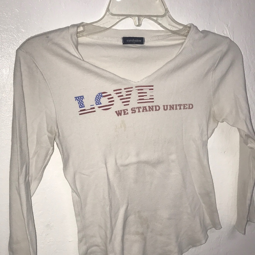 “LOVE we stand united” cropped long sleeve v-neck